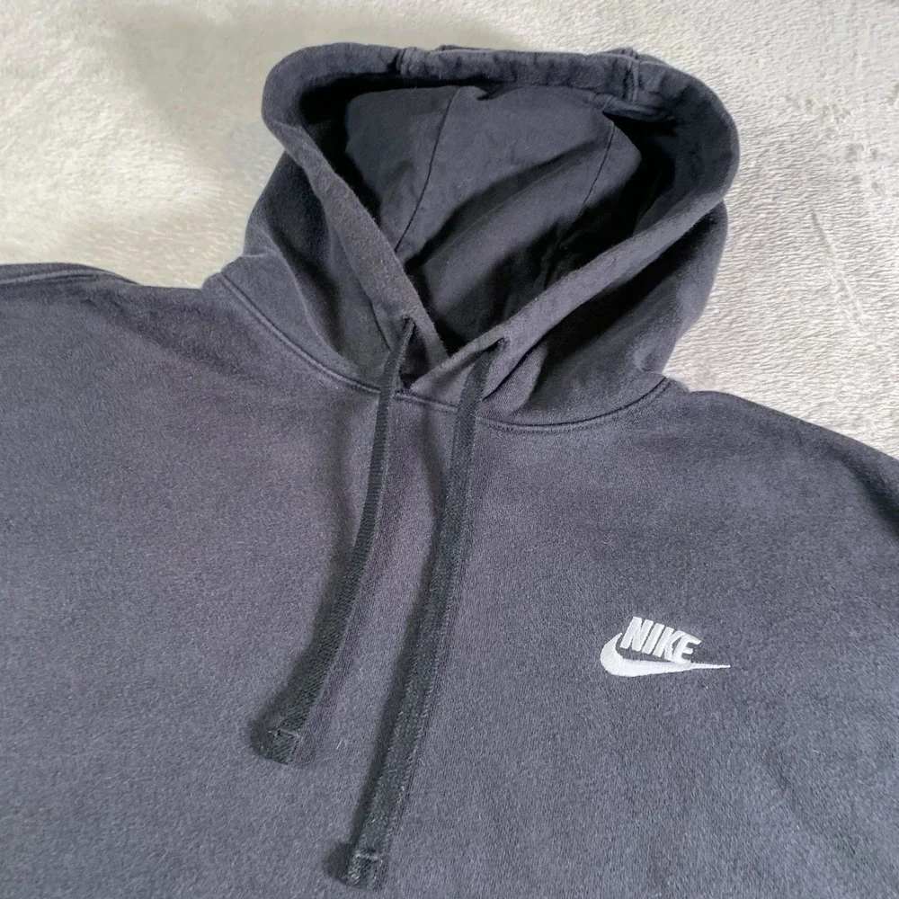 Nike Hoodie Sweatshirt Mens Medium Black Relaxed Fleece Swoosh‎ Kangaroo Pocket